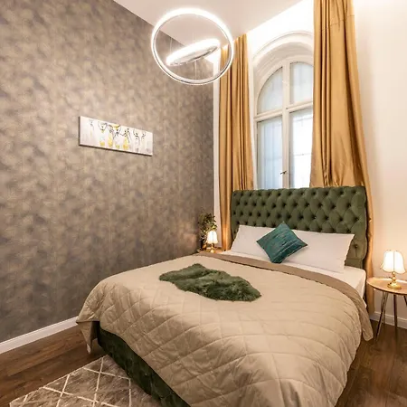 High-end Luxurious Quentin In The Heart Of 公寓