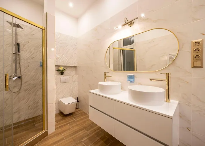 High-end Luxurious Quentin In The Heart Of Lejlighed *