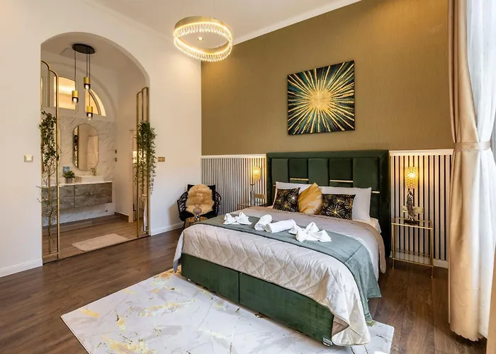 High-end Luxurious Quentin In The Heart Of *