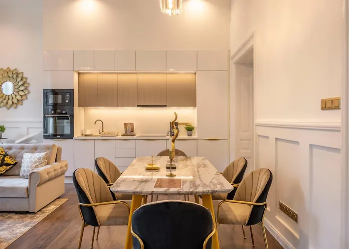 High-end Luxurious Quentin In The Heart Of Lejlighed *