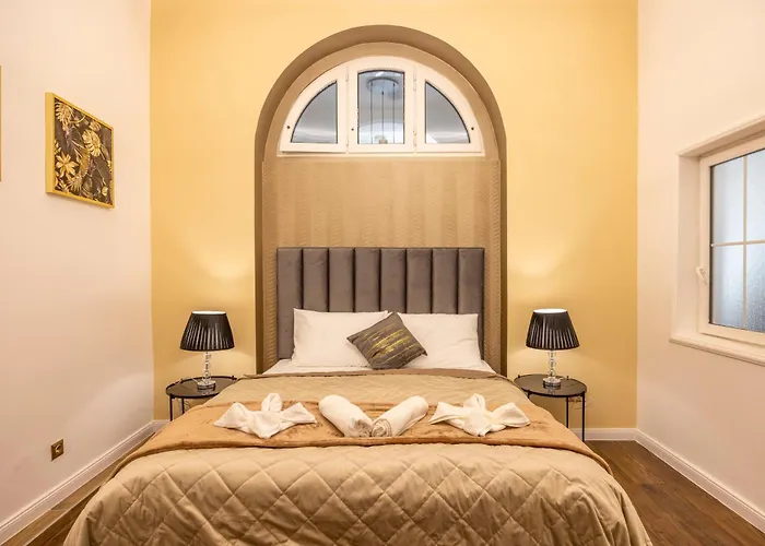 High-end Luxurious Quentin In The Heart Of *
