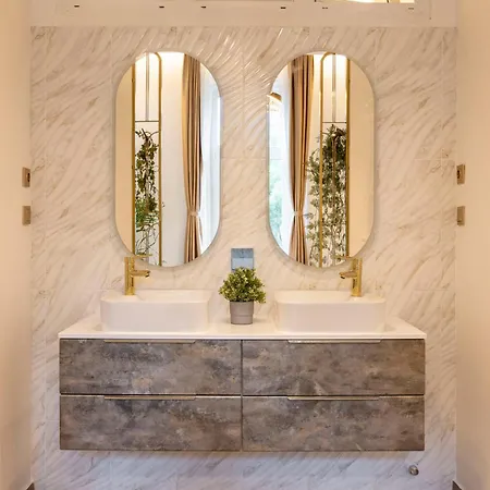 Apartment High-end Luxurious Quentin In The Heart Of