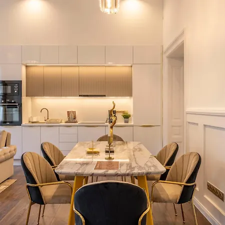 High-end Luxurious Quentin In The Heart Of Apartment *